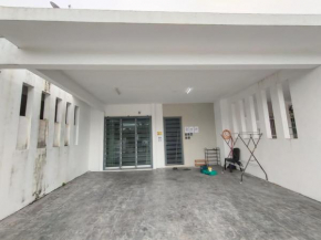 KARAK INDAH HOMESTAY